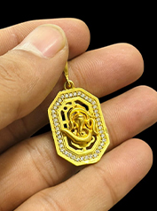 MEN PENDANTS 